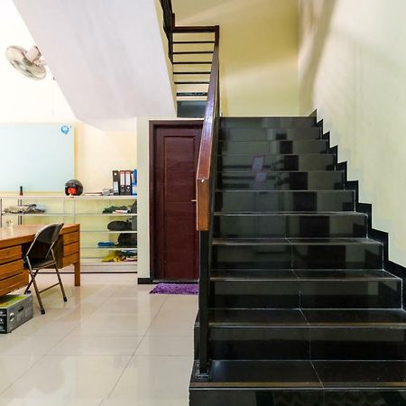 Reddoorz Syariah @ Ketintang Surabaya Hotell Eksteriør bilde