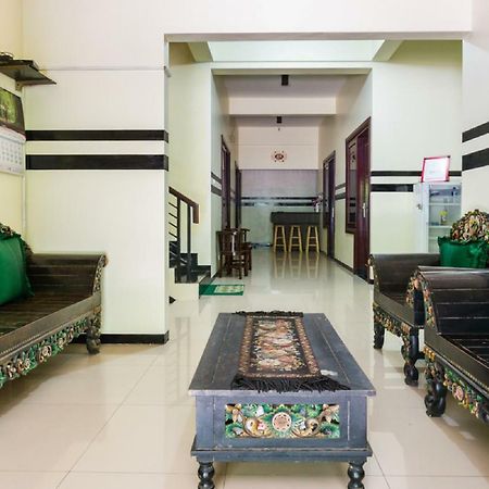 Reddoorz Syariah @ Ketintang Surabaya Hotell Eksteriør bilde