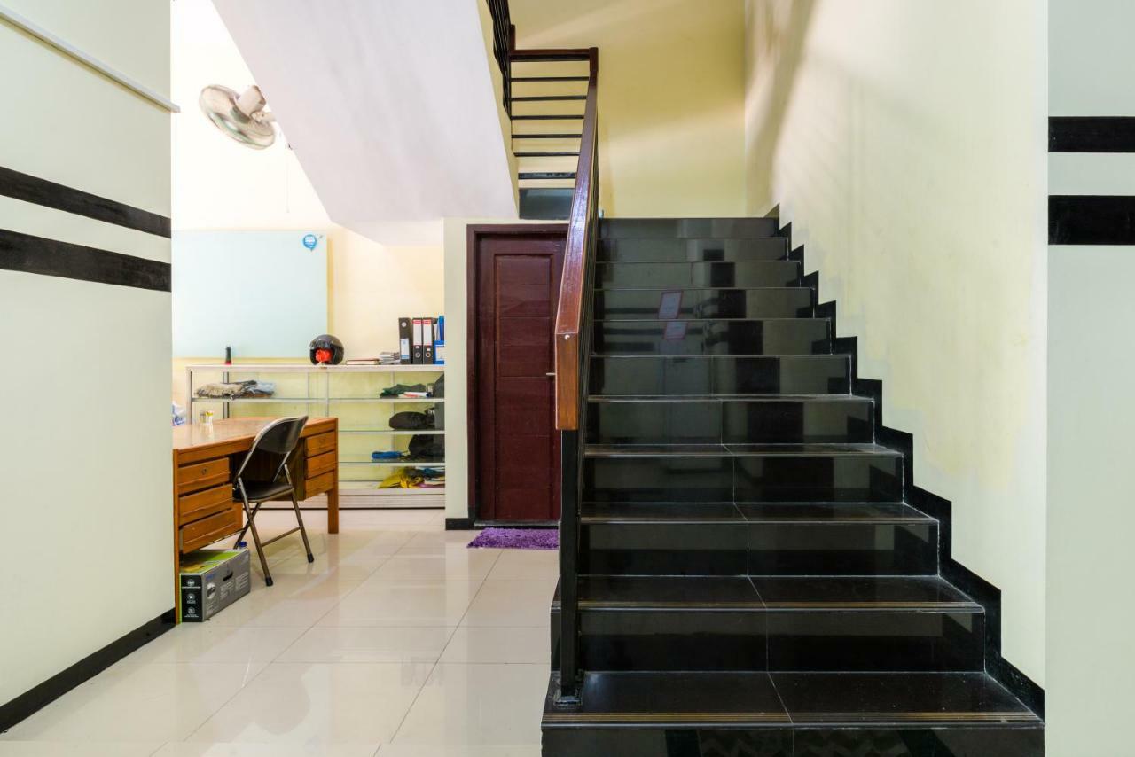 Reddoorz Syariah @ Ketintang Surabaya Hotell Eksteriør bilde