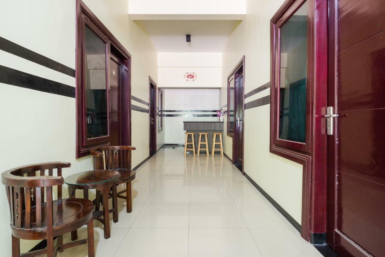 Reddoorz Syariah @ Ketintang Surabaya Hotell Eksteriør bilde